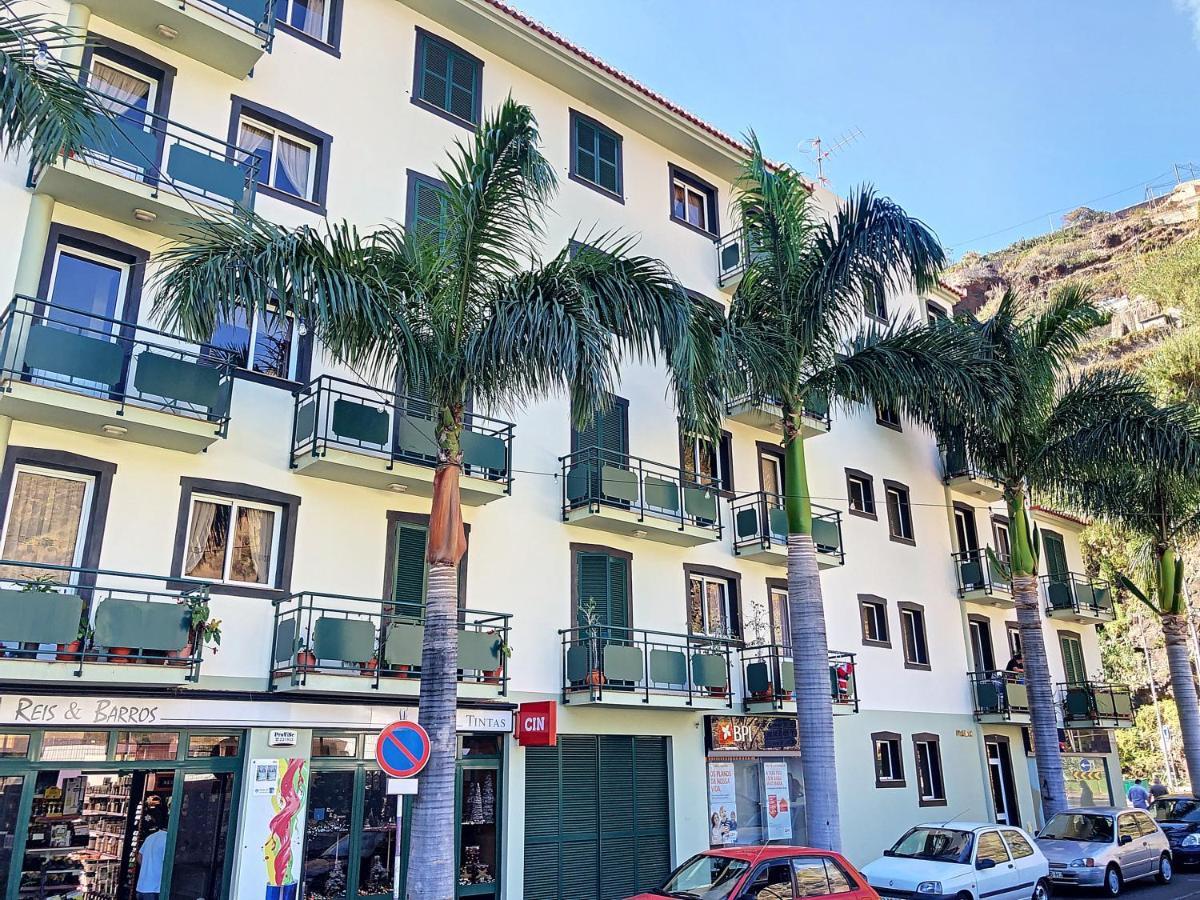 Sea N' Sun Apartment By Lovelystay Ribeira Brava Kültér fotó