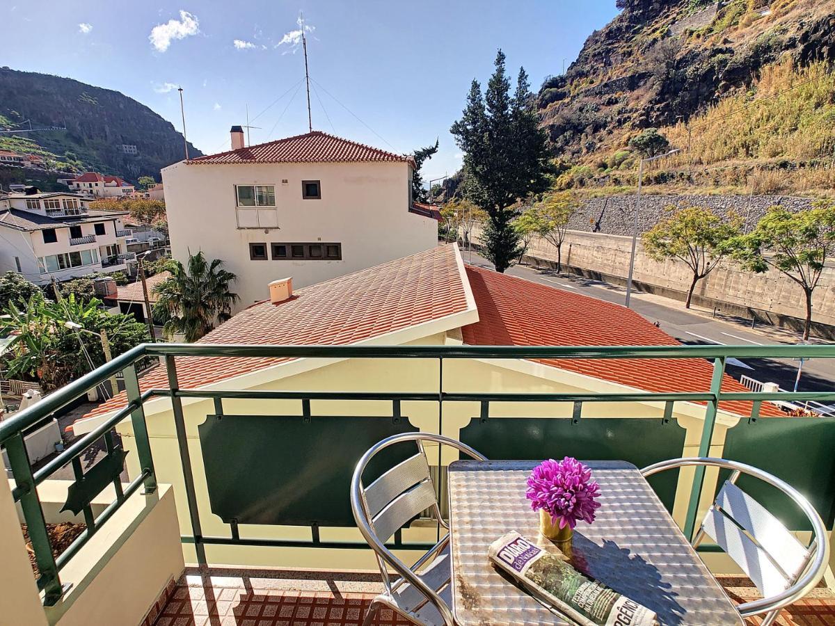 Sea N' Sun Apartment By Lovelystay Ribeira Brava Kültér fotó