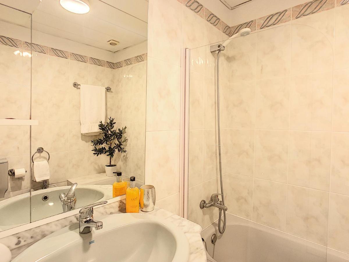 Sea N' Sun Apartment By Lovelystay Ribeira Brava Kültér fotó